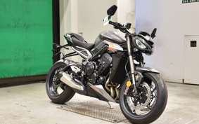 TRIUMPH STREET TRIPLE RS 2026
