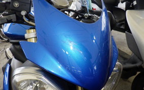 TRIUMPH STREET TRIPLE 85 2015