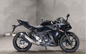 SUZUKI GSX250R DN11A