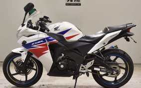 HONDA CBR125R JC50