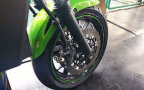 KAWASAKI ZRX1200 DAEG 2011 ZRT20D