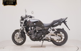 HONDA CB1300SF SUPER FOUR Gen. 3 2025 SC54