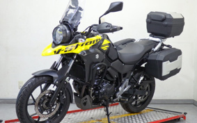 SUZUKI STROM 250 DS11A