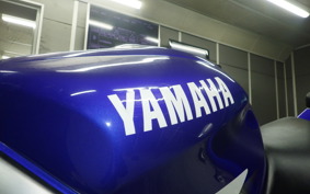 YAMAHA YZF-R6 1999