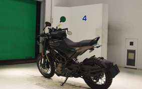 HUSQVARNA SVARTPILEN 401 2023