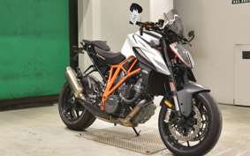KTM 1290 SUPER DUKE R 2019