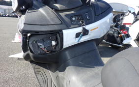 SUZUKI SKYWAVE 650 LX 2013 CP52A