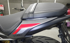 TRIUMPH STREET TRIPLE RS 2021