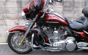 HARLEY HARLEYFLHTKSE CVO 2013 TEN