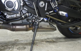 BMW M1000R 2023