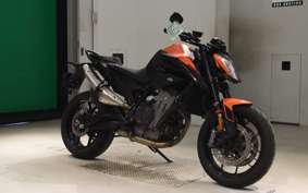 KTM 890 DUKE 2022