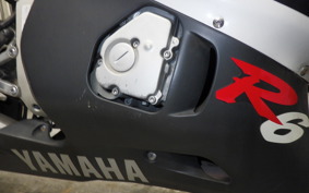 YAMAHA YZF-R6 1999 RJ031