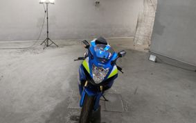 SUZUKI GSX-R750 C4111