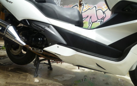HONDA SILVERWING400GT 2011 NF03