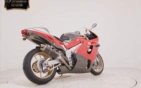 SUZUKI GSX-1300R HAYABUSA 2000