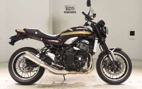 KAWASAKI Z900RS 2025 ZR900K