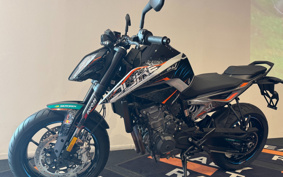 KTM 790 DUKE 2024 TU740