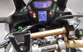 HONDA CRF1000L AFRICA TWIN 2016 SD04