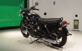 TRIUMPH BONNEVILLE T100 2013