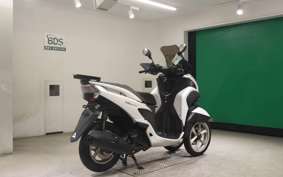 YAMAHA TRICITY 125 2004 SE82J