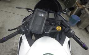 KAWASAKI ZX-25R ZX250E