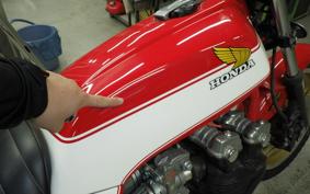 HONDA CB750F RC04
