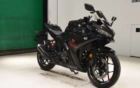 YAMAHA YZF-R3 2018
