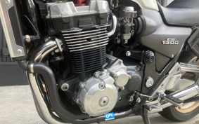 HONDA CB1300SF SUPER FOUR 1999 SC40