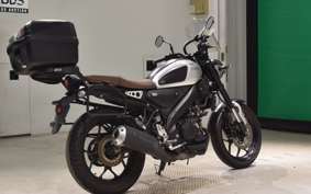 YAMAHA XSR155 2011