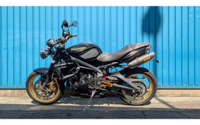 TRIUMPH STREET TRIPLE R 2010 TMD416