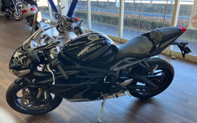 TRIUMPH DAYTONA 675 2015 TTA12F
