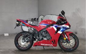 HONDA CBR600RR 2024 PC40