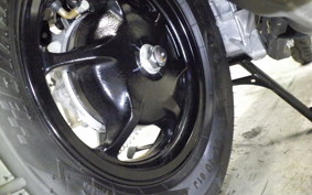 YAMAHA ﾌｧｯｼｰﾉ125ﾊEVEﾘｯﾄﾞ