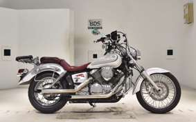 YAMAHA DRAGSTAR 250