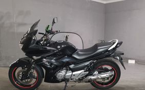 SUZUKI GSR250F GJ55D