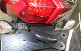 DUCATI STREETFIGHTER S 2010