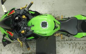 KAWASAKI ZX-25R 2005 ZX250E