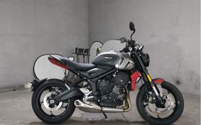 TRIUMPH TRIDENT 660 LGL10U