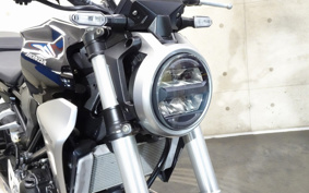 HONDA CB250R MC52