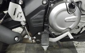 SUZUKI Vｽﾄﾛｰﾑ650A 2013 VP56A