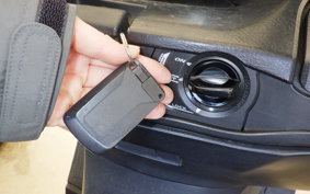 SUZUKI SKYWAVE 400 S 3 2006 CK44A