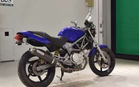HONDA VTR 250 2000 MC33
