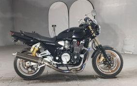 YAMAHA XJR1300 1089