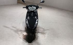 YAMAHA AXIS Z SEJ6J