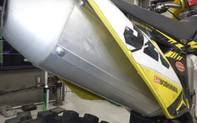 SUZUKI RM-Z250 2022