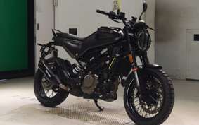 HUSQVARNA SVARTPILEN 125 2003