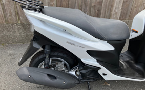 YAMAHA TRICITY 125 SE82J