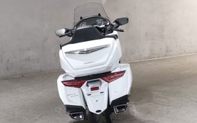 HONDA GL1800 TOUR DCT SC79