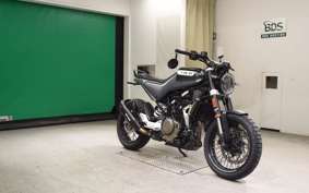 HUSQVARNA SVARTPILEN 401 2021