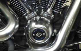 HARLEY FLBS 1870 2018